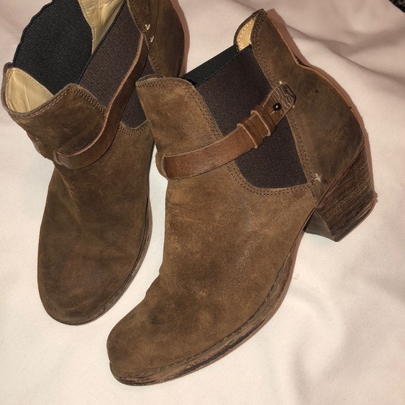 rag & bone Shoes - Rag & Bone Brown Suede Booties 38.5